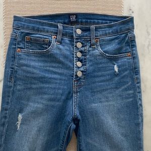 TO BE DONATED 1/1: GAP Button Fly High Waisted Jeans